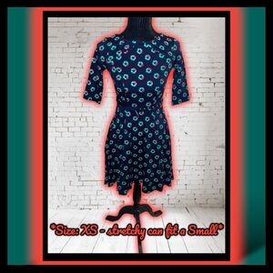 NWT: Unique Vintage - Holiday Wreath Print Stephanie Fit & Flare Dress (SIZE XS)